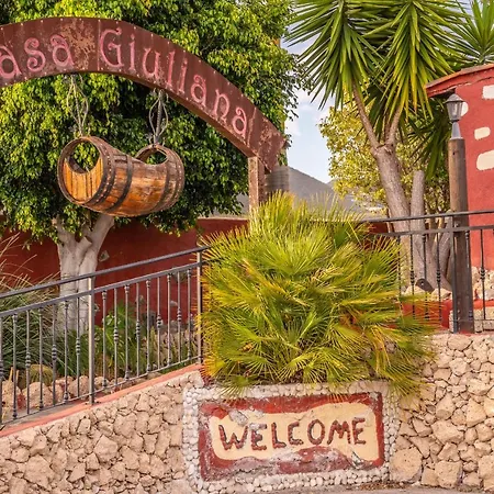 Casa Giuliana فندق مبيت وإفطار 3*