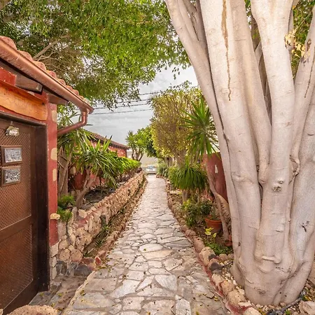Casa Giuliana Bed and breakfast Charco del Pino