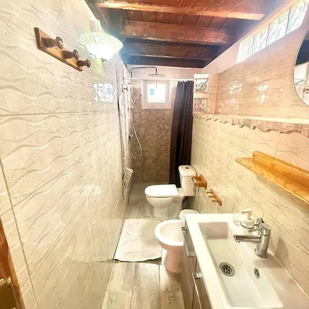 Casa Giuliana Bed & Breakfast 3*